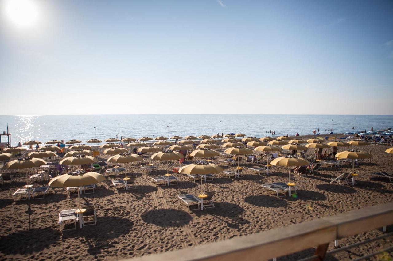 Alberto Quadrilocale A Soli 150M Dal Mare Marina di Castagneto Carducci Exterior foto